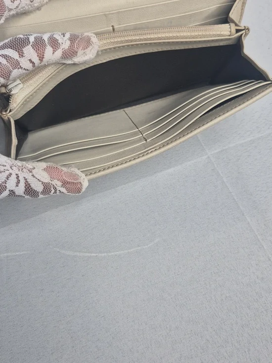 Gucci Beige Brown GG Supreme Continental Wallet with Green-Red Web - Picture 10 of 17